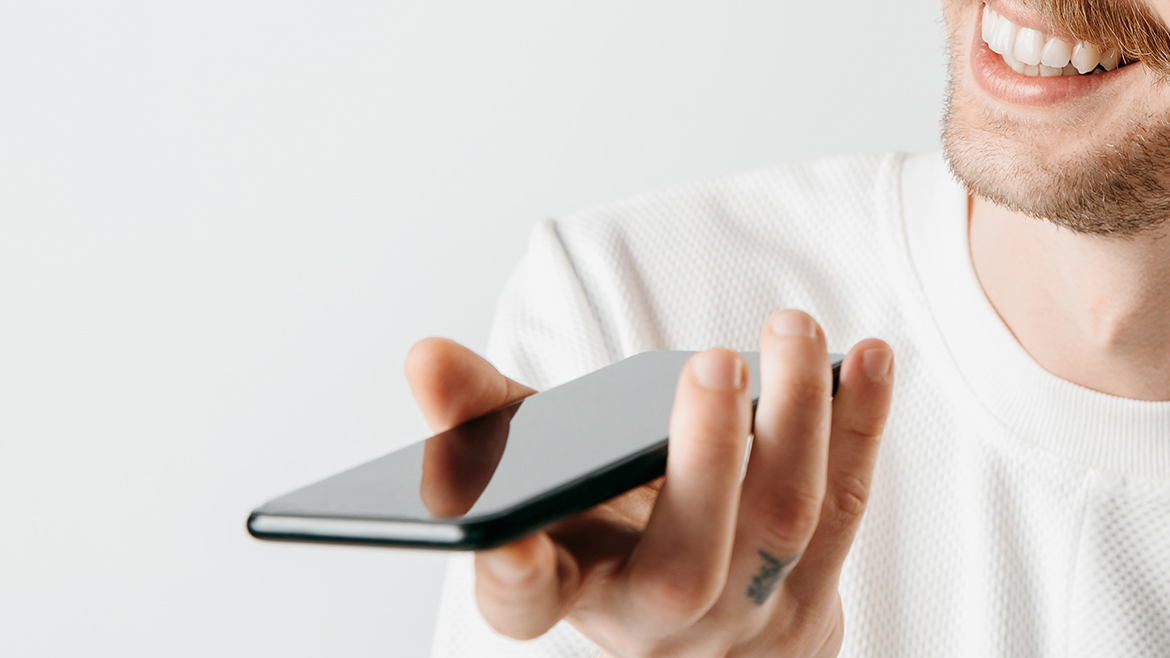 Cómo hacer un podcast con tu smartphone y un buen micrófono